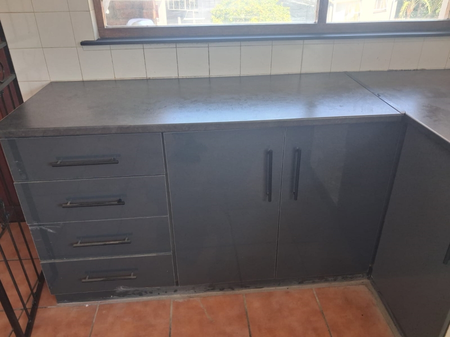 To Let 3 Bedroom Property for Rent in Amalinda Eastern Cape